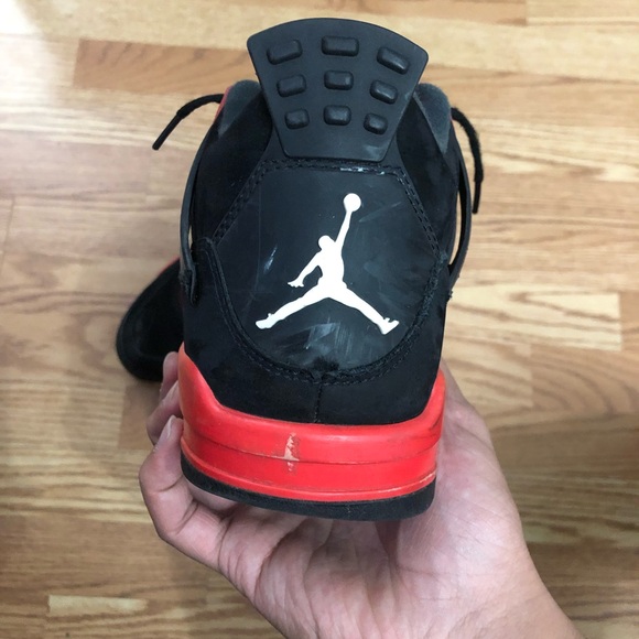 Jordan 4 - Picture 3 of 10